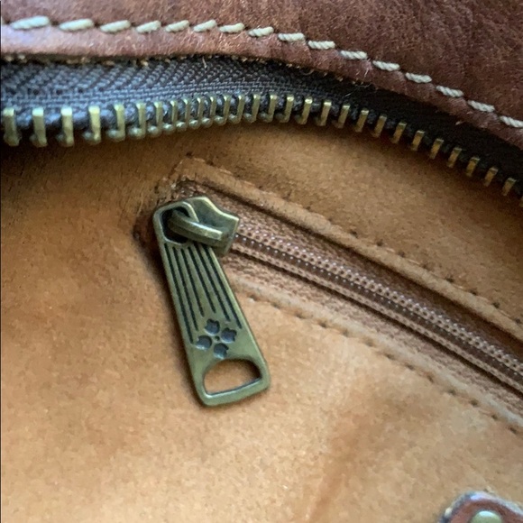 Patricia Nash Teramo Distressed Leather Crossbody - Picture 14 of 15